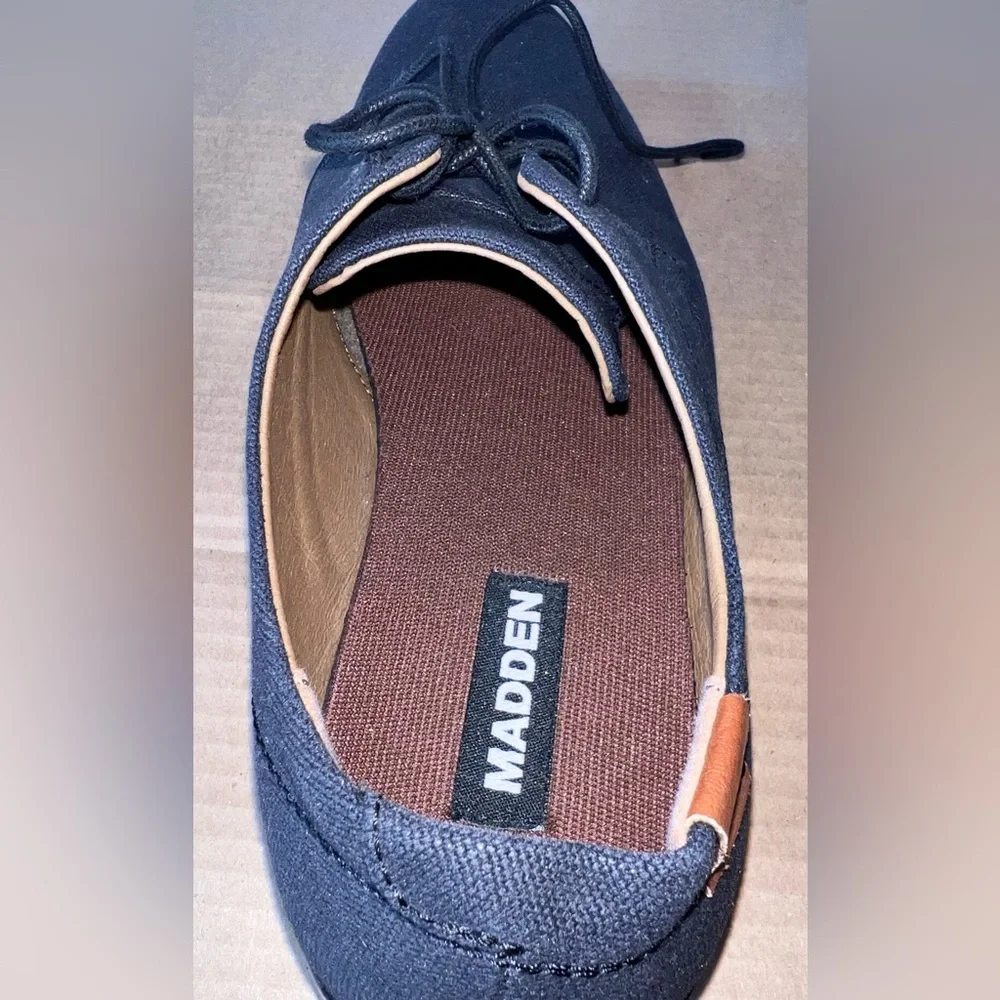 Steve Madden step out